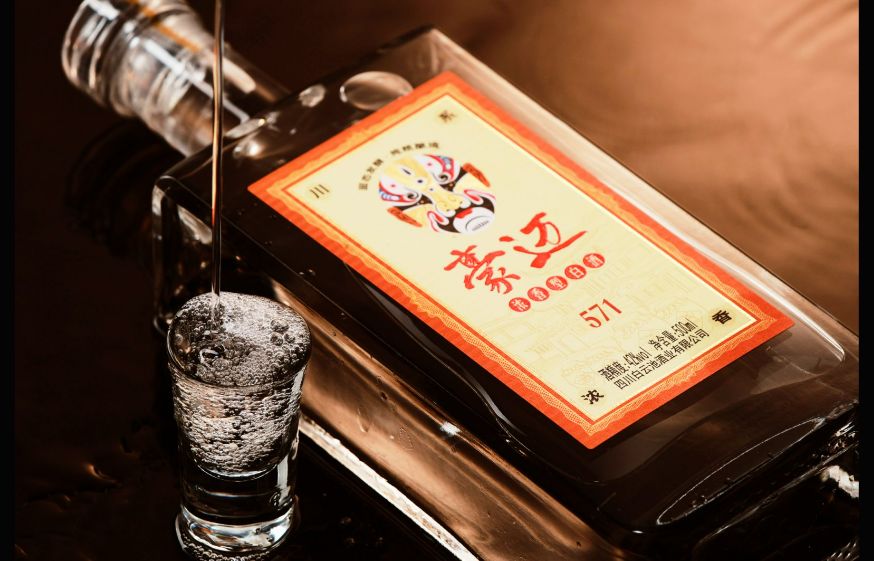 豪迈浓香白酒的“温柔收尾”：科学缓解酒后